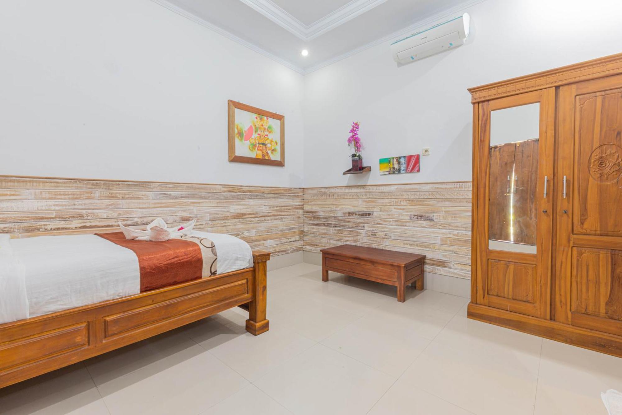 Manta Cottages With Sea View Batununggul Экстерьер фото